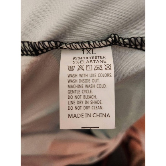 Womens Bodycon Dress 1XL Black Red Floral Mock Neck Long Sleeve Rose Print Chic - Picture 9 of 9